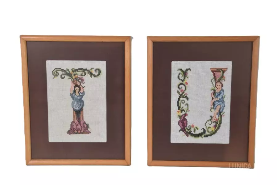 ca. 15 stuks, “letters uit alfabet”  Ingelijst, achter glas. Afmeting 22×27 cm. Inclusief 4 ongebruikte lijsten - Afbeelding 2